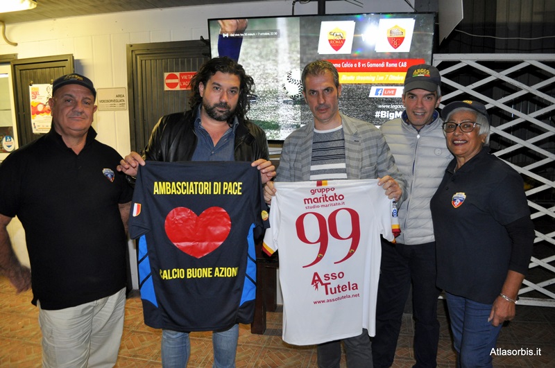 Gemellaggio per la Solidarietà e il Percorso delle Buone Azioni tra AS ROMA Calcio a 8 e ARGOS Soccer TEAM Forze di POLIZIA